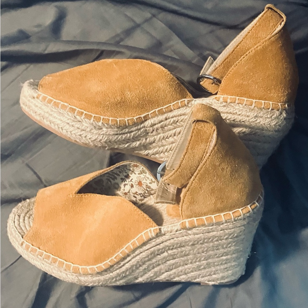 Seychelles Mustard Suede Espadrille Wedge - Picture 5 of 8